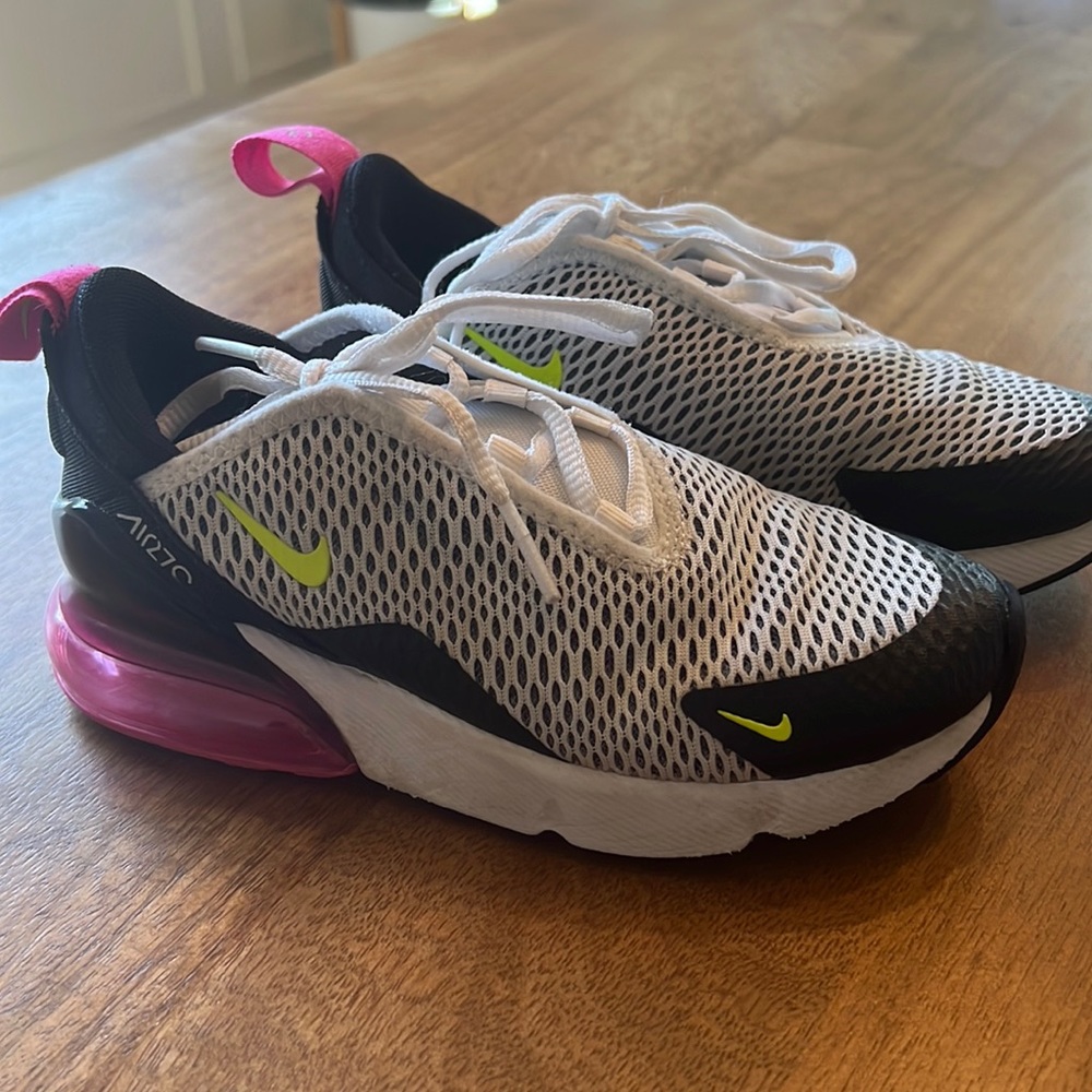 Nike Air Max 270